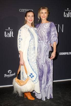 Bilder des Jahres 2023, Entertainment 12 Dezember Entertainment Themen der Woche KW50 Frauen 100 - The Stage Nadine Heidenreich und Wolke Hegenbarth beim Frauen 100 - The Stage Event im Admiralspalast am 12.12.2023 in Berlin. *** Women 100 The Stage Nadine Heidenreich and Wolke Hegenbarth at the Women 100 The Stage event at the Admiralspalast on 12 12 2023 in Berlin Copyright: xEventpressxKochanx