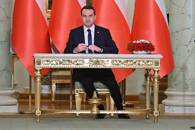 Polen, Vereidigungszeremonie der neuen Regierung in Warschau RECORD DATE NOT STATED 13.12.2023 WARSZAWA ZAPRZYSIEZENIE RZADU DONALDA TUSKA NOWY RZAD UROCZYSTOSC ZAPRZYSIEZENIA W PALACU PREZYDENCKIM N Z ADAM SZLAPKA FOT DAMIAN BURZYKOWSKI NEWSPIX.PL 13 12 2023 WARSAW OATH OF THE GOVERNMENT OF PRIME MINISTER DONALD TUSK NEW GOVERNMENT IN POLAND AT THE PRESIDENTIAL PALACE --- Newspix.pl  DB131223_052
