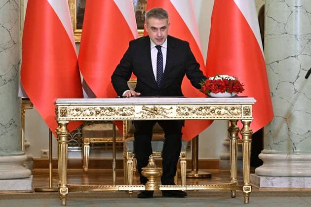 Polen, Vereidigungszeremonie der neuen Regierung in Warschau RECORD DATE NOT STATED 13.12.2023 WARSZAWA ZAPRZYSIEZENIE RZADU DONALDA TUSKA NOWY RZAD UROCZYSTOSC ZAPRZYSIEZENIA W PALACU PREZYDENCKIM N Z KRZYSZTOF GAWKOWSKI FOT DAMIAN BURZYKOWSKI NEWSPIX.PL 13 12 2023 WARSAW OATH OF THE GOVERNMENT OF PRIME MINISTER DONALD TUSK NEW GOVERNMENT IN POLAND AT THE PRESIDENTIAL PALACE --- Newspix.pl  DB131223_135