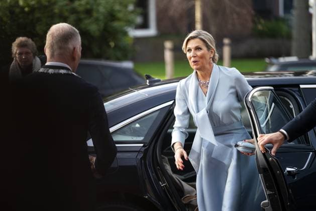 BUSSUM - Queen Maxima arrives for recordings for the Christmas Music Gala 2023 of the More Music in the Classroom foundation, recorded and broadcast by AVROTROS. ANP JEROEN JUMELET netherlands out - belgium out  Copyright: xx x486270617x originalFilename: 486270617.jpg