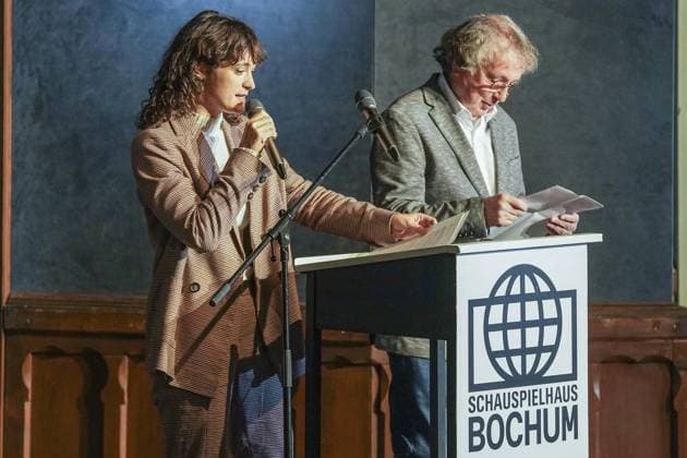Bochum Theatre Award ceremony FOR EDITORIAL PURPOSES ONLY EDITORIAL USE ONLY p Friderike Becht Laudator and Hajo Salmen The Bochum Theatre Awards will be presented at a ceremony in the Schauspielhaus Two actors from the ensemble will receive the main and young talent awards on 15 December 2023 FUNKE Foto Services Klaus Pollkläsener Copyright: KlausxPollkläsener doc7t9whse9iqpjdh2mk3d ,EDITORIAL USE ONLY Copyright: KlausxPollkläsener