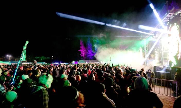 December 15, 2023, Olympic Valley, CA, USA: Atmosphere - Crowd during Day 1 of the 2023 Tahoe Live Music Festival at Palisades Tahoe on December 15, 2023 in Olympic Valley, CA. Olympic Valley USA - ZUMAs181 20231215_zea_s181_023 Copyright: ximageSPACEx