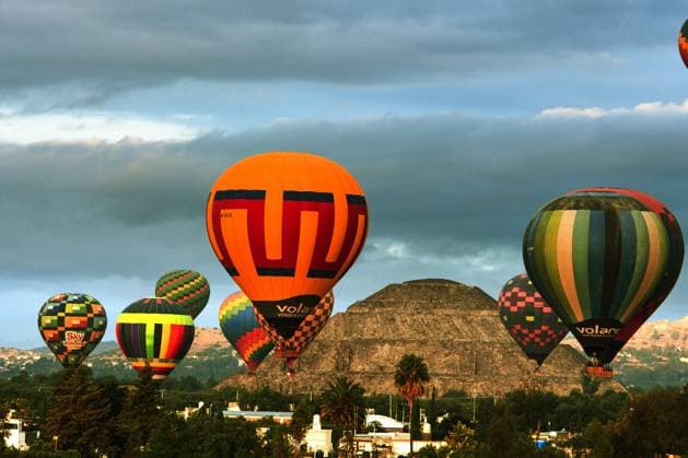 December 16, 2023, Mexico City, Teotihuacan, Mexico: The largest balloon on the entire continent was launched at dawn at the emblematic Archaeological center of the Pyramids of TeotihuacoÂ¡n, in Mexico. TeotihuacoÂ¡n, also known as the land of the Gods, was the landscape to observe from the spectacular flight of one of the largest hot air balloons on the continent..The Mexican company Al Sol Globos started with this gigantic model, the N-500 balloon that will be part of its fleet. Mexico City Mexico - ZUMAn296 20231216_zip_n296_008 Copyright: xJorgexNunezx