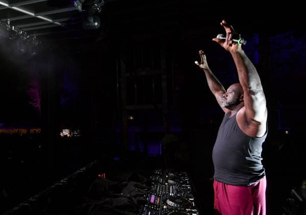 December 16, 2023, Olympic Valley, CA, USA: DJ Diesel - Shaquille O Neal performs during Day 2 of the 2023 Tahoe Live Music Festival at Palisades Tahoe on December 16, 2023 in Olympic Valley, CA. Olympic Valley USA - ZUMAs181 20231216_zea_s181_032 Copyright: ximageSPACEx