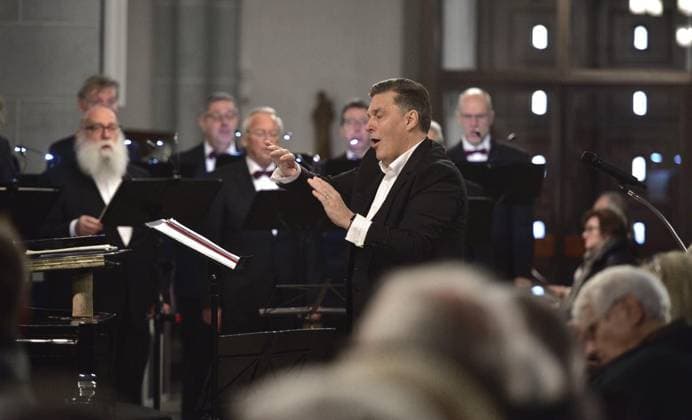 Benefit concert of the Lions Relief Organization Wattenscheid FOR EDITORIAL PURPOSES ONLY EDITORIAL USE ONLY p The Lions Relief Organization Wattenscheid Here tenor, conductor and presenter Stefan Lex is organizing a benefit concert in the Probsteikirche in Bochum on Sunday, 17 December 2023 The proceeds will go to Wattenscheider Grundschule Deut Copyright: JörgxSchimmel doc7tarw1mhqoo8fl03dq5 ,EDITORIAL USE ONLY Copyright: JörgxSchimmel