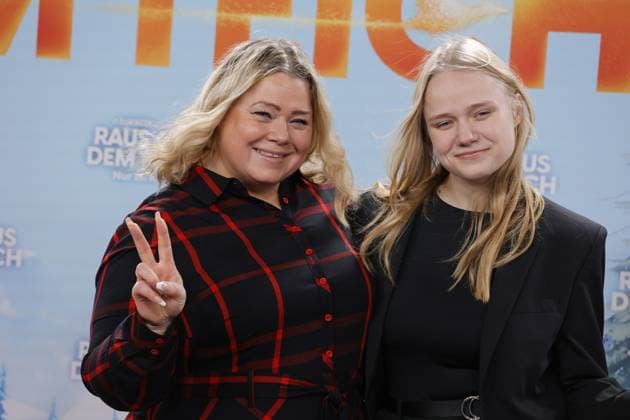 Karina Kipp und ihre Tochter Liora Kipp, Deutschland, Berlin, ZOO PALAST, Deutschlandpremiere von RAUS AUS DEM TEICH *** Karina Kipp and her daughter Liora Kipp, Germany, Berlin, ZOO PALAST, German premiere of RAUS AUS DEM TEICH