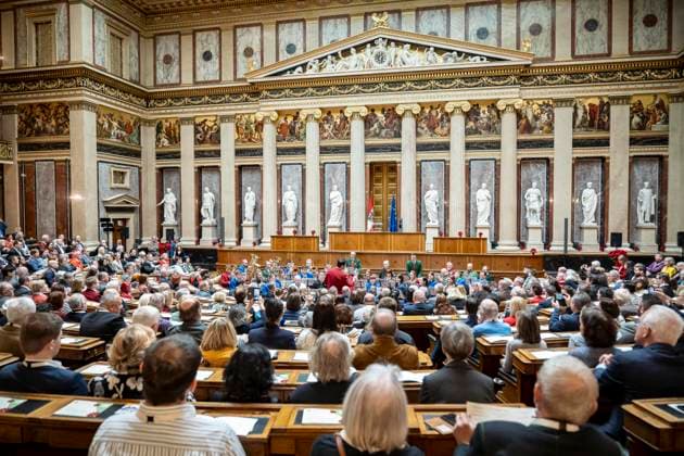 Vienna, Austria 18 December 2023 Austrian Wind Music Association provides musical accompaniment at the Christmas concert in the historic conference hall of the Federal Assembly to mark the focus on volunteering