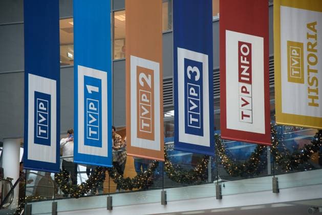 Media Plurality Protest At The National Broadcaster TVP s Headquarter. Flags with TVP channels logos are pictured at the Poland s State-owned broadcaster TVP headquarter in Warsaw, Poland, on December 20, 2023. Since Tuesday, December 19 politicians from the previously ruling party PiS (Law and Justice) are occupying Poland s state-owned broadcaster TVP (Telewizja Polska) after the newly elected pro-European government appointed a new chief in order to free the media from the previous party s political control and restore they integrity and objectivity. Warsaw Poland Copyright: xAleksanderxKalkax