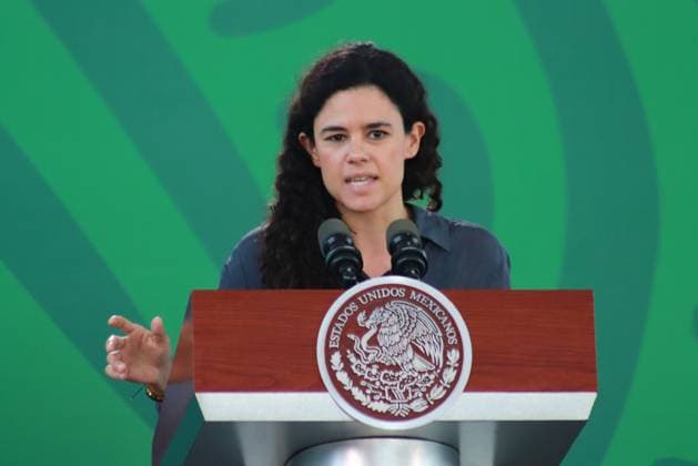 December 20, 2023, Acapulco, Mexico: Luisa Maria Alcalde, head of the Ministry of the Interior speaks during the Mexican President Lopez Obrador briefing conference. on December 20, 2023. In Acapulco, Guerrero. Acapulco Mexico - ZUMAe321 20231220_zia_e321_062 Copyright: xCarlosxSantiagox