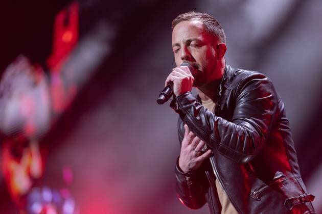 Night of the Proms, Köln, 22.12.2023 James Morrison - Am 22. und 23. Dezember gastiert das Klassik-meets-Pop-Festival Night of the Proms in der Lanxess-Arena in Köln. Dabei sind in diesem Jahr Toto, Anastacia, James Morrison, Aura Dione, Camouflage und Nathan Chan - und das Antwerp Philharmonic Orchestra unter der Leitung von Alexandra Arrieche. Es ist die 30. Ausgabe der Night of the Proms seit 1994 - in Köln fand die 400. deutsche Show statt. Köln Lanxess Arena NRW Deutschland *** Night of the Proms, Cologne, 22 12 2023 James Morrison On 22 and 23 December, the classical music meets pop festival Night of the Proms will be held at the Lanxess Arena in Cologne This years line-up includes Toto, Anastacia, James Morrison, Aura Dione, Camoufla Copyright: xBEAUTIFULxSPORTS Derixx