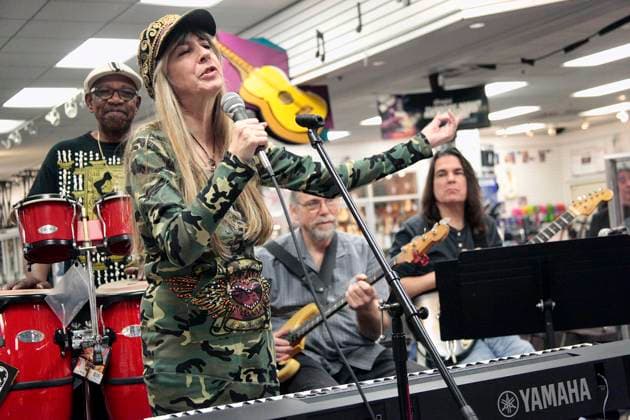 **FILE PHOTO** Essa Mohawk Has Passed Away. PHILADELPHIA, PA - NOVEMBER 8 : Essra Mohawk pictured at her live event at Sam Ash Music in Philadelphia, Pa on November 8, 2015 photo credit Star Shooter MediaPunch Copyright: x xStarxShooterx