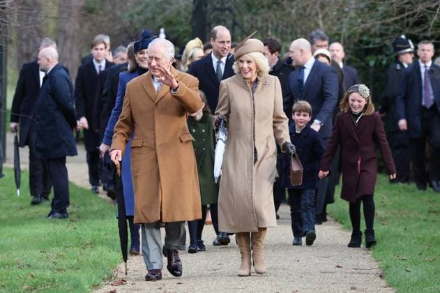 . 25 12 2023. Sandringham , United Kingdom. UK Royals at the Christmas Day church service in Sandringham, United Kingdom. Picture by Stephen Lock i-Images  xStephenxLockx xi-Imagesx IIM-24899-0002