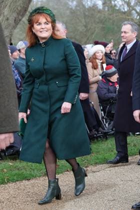 . 25 12 2023. Sandringham , United Kingdom. UK Royals at the Christmas Day church service in Sandringham, United Kingdom. Picture by Stephen Lock i-Images  xStephenxLockx xi-Imagesx IIM-24899-0007