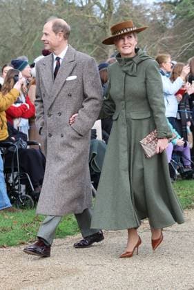 . 25 12 2023. Sandringham , United Kingdom. UK Royals at the Christmas Day church service in Sandringham, United Kingdom. Picture by Stephen Lock i-Images  xStephenxLockx xi-Imagesx IIM-24899-0010