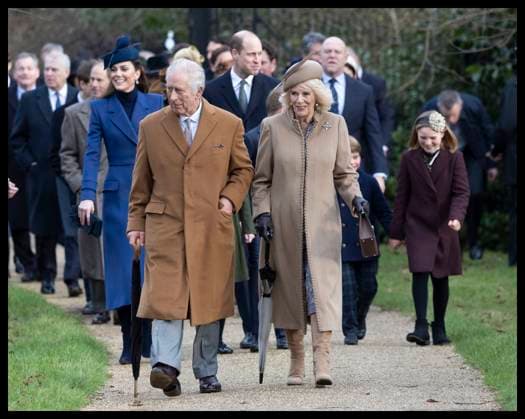 . 25 12 2023. Sandringham , United Kingdom. King Charles III and Queen Camilla and other members of the Royal Family arriving at the Christmas Day church service in Sandringham, United Kingdom. Picture by Stephen Lock i-Images  xStephenxLockx xi-Imagesx IIM-24899-0015