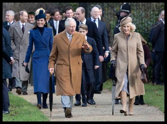 . 25 12 2023. Sandringham , United Kingdom. King Charles III and Queen Camilla and other members of the Royal Family arriving at the Christmas Day church service in Sandringham, United Kingdom. Picture by Stephen Lock i-Images  xStephenxLockx xi-Imagesx IIM-24899-0018