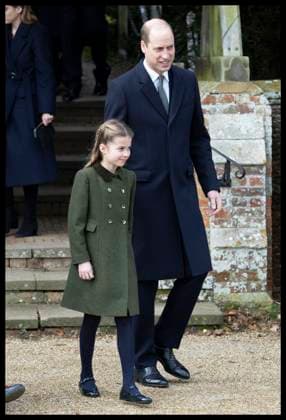 . 25 12 2023. Sandringham , United Kingdom. Prince William and Princess Charlotte leaving the Christmas Day church service in Sandringham, United Kingdom. Picture by Stephen Lock i-Images  xStephenxLockx xi-Imagesx IIM-24899-0038