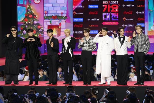 S. Korean boy group Ateez S. Korean boy group Ateez South Korean boy group Ateez poses for a photo during the 2023 SBS Music Awards in Incheon, west of Seoul, on Dec. 25, 2023. (Yonhap) 2023-12-26 11:57:01 < 1980-2023 YONHAPNEWS AGENCY. .> ÀÎo±¤¿ª½Ã EDITORIAL USE ONLY  Copyright: xx PYH2023122606540034400 YonhapxNewsx yonphotos226560