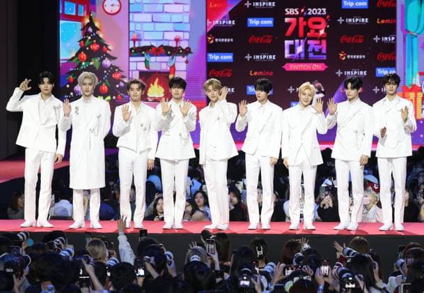 S. Korean boy group Zerobaseone S. Korean boy group Zerobaseone South Korean boy group Zerobaseone poses for a photo during the 2023 SBS Music Awards in Incheon, west of Seoul, on Dec. 25, 2023. (Yonhap) 2023-12-26 11:57:10 < 1980-2023 YONHAPNEWS AGENCY. .> ÀÎo±¤¿ª½Ã EDITORIAL USE ONLY  Copyright: xx PYH2023122606480034400 YonhapxNewsx yonphotos226566