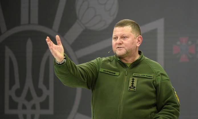 News Bilder des Tages KYIV, UKRAINE - DECEMBER 26, 2023 - Commander-in-Chief of the Armed Forces of Ukraine, General Valerii Zaluzhnyi holds a press conference in Kyiv, capital of Ukraine. Press conference of Valerii Zaluzhnyi in Kyiv  Copyright: xKaniukaxRuslanx