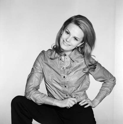 Frau Wirtin hat auch eine Nichte Frau Wirtin hat auch eine Nichte, Filmkomödie, Österreich Deutschland Italien, Regie: Franz Antel, Darsteller: Annemarie Szivassi, Copyright: Kindermann Nur redaktionelle Nutzung. Editorial usage only. KIN_7401006557 EDITORIAL USE ONLY