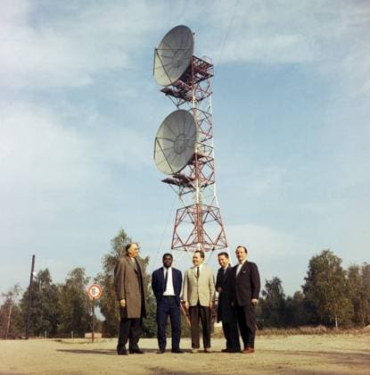 Delegation aus Gabun bei Telefunken Besuch und Führung einer Delegation aus Gabun durch das Werk der Telefunken AG in Berlin, Deutschland 1965., Berlin Copyright: Kindermann Nur redaktionelle Nutzung. Editorial usage only. KIN_7401006771 EDITORIAL USE ONLY