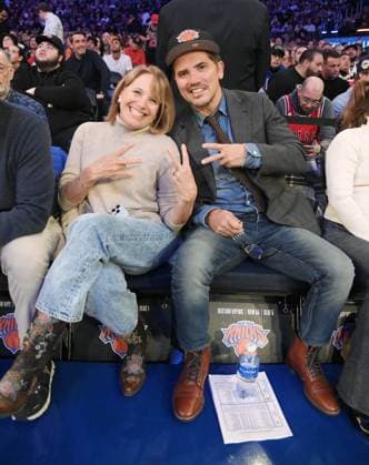 Entertainment Themen der Woche KW01 Entertainment Bilder des Tages Celebrities spotted at the Chicago Bulls v New York Knicks basketball game Featuring: Katie Couric, John Leguizamo Where: New York, New York, United States When: 03 Jan 2024 Credit: Michael Simon startraksphoto.com EDITORIAL USE ONLY. NOT FOR USE BY NEWSPAPERS BASED IN THE UK. Copyright: xMichaelxSimonx 53334887