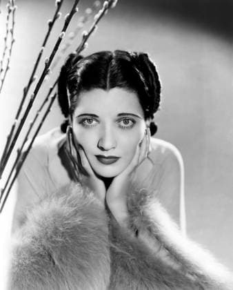 Kay Francis, Publicity Portrait, on-set of the Film, One Way Passage , 1932  Copyright: xABxArchivex jtv003793
