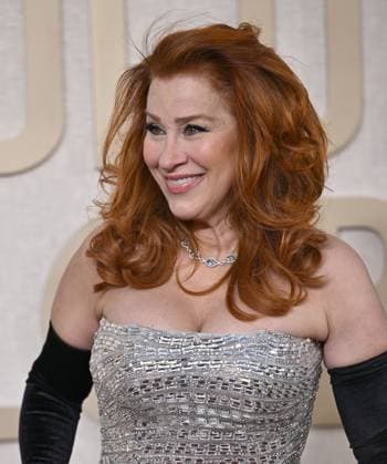 Actress Lisa Ann Walter arrives for the 81st annual Golden Globe Awards at the Beverly Hilton in Beverly Hills, California on Sunday, January 7, 2024.  LAP202401070064 CHRISxCHEW
