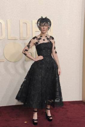 RECORD DATE NOT STATED Rosamund Pike at arrivals, 81st Annual Golden Globe Awards, Beverly Hilton Hotel, Beverly Hills, CA, United States, January 7, 2024. (Photo by: Elizabeth Goodenough Everett Collection) PUBLICATIONXNOTxINxCANxCHNxFRAxITAxJPNxNORxPOLxRUSxESPxUKxUSA