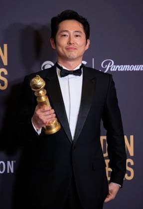 January 7, 2024, Beverly Hills, California, USA: Steven Yeun in the press room of the 81st Annual Golden Globe Awards on Sunday January 7, 2024 at the The Beverly Hilton Hotel in Beverly Hills, California. ARIANA RUIZ PI Beverly Hills USA - ZUMAp124 20240107_zaa_p124_011 Copyright: xArianaxRuizx
