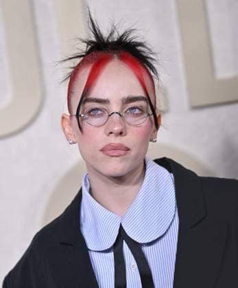 Billie Eilish arrives for the 81st annual Golden Globe Awards at the Beverly Hilton in Beverly Hills, California on Sunday, January 7, 2024.  LAP202401070110 CHRISxCHEW