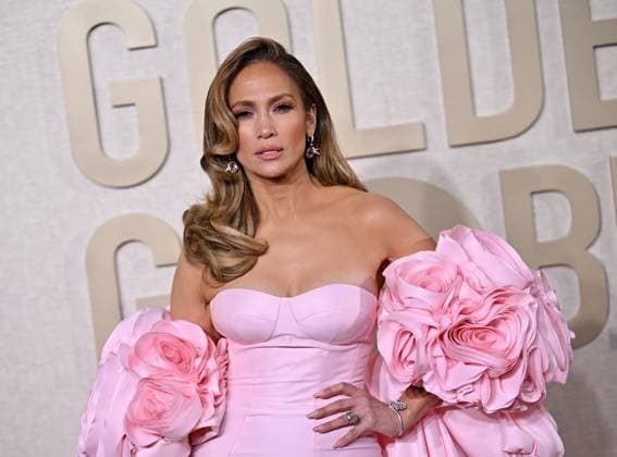 Actress Jennifer Lopez arrives for the 81st annual Golden Globe Awards at the Beverly Hilton in Beverly Hills, California on Sunday, January 7, 2024.  LAP202401070113 CHRISxCHEW