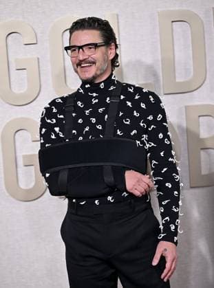 Actor Pedro Pascal arrives for the 81st annual Golden Globe Awards at the Beverly Hilton in Beverly Hills, California on Sunday, January 7, 2024.  LAP202401070119 CHRISxCHEW