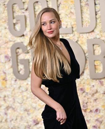 Actress Jennifer Lawrence arrives for the 81st annual Golden Globe Awards at the Beverly Hilton in Beverly Hills, California on Sunday, January 7, 2024.  LAP202401070207 CHRISxCHEW