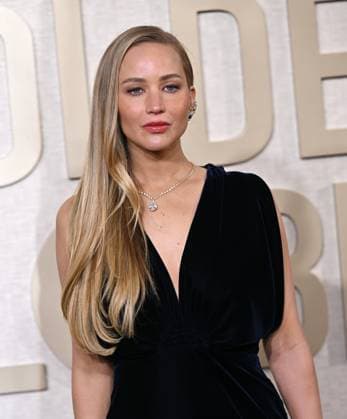 Actress Jennifer Lawrence arrives for the 81st annual Golden Globe Awards at the Beverly Hilton in Beverly Hills, California on Sunday, January 7, 2024.  LAP202401070209 CHRISxCHEW