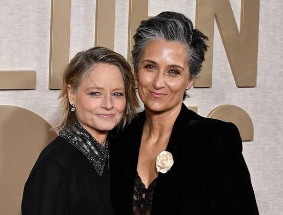 January 7, 2024, Beverly Hills, CA, USA: Jodie Foster, Alexandra Hedison attend the 81st Annual Golden Globe Awards at The Beverly Hilton on January 07, 2024 in Beverly Hills, California. Beverly Hills USA - ZUMAs181 20240107_zea_s181_039 Copyright: xCxFlaniganx