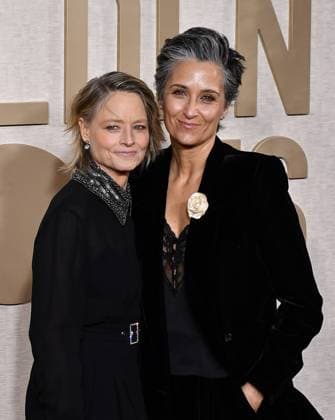 January 7, 2024, Beverly Hills, CA, USA: Jodie Foster, Alexandra Hedison attend the 81st Annual Golden Globe Awards at The Beverly Hilton on January 07, 2024 in Beverly Hills, California. Beverly Hills USA - ZUMAs181 20240107_zea_s181_042 Copyright: xCxFlaniganx