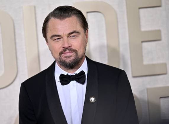 Actor Leonardo DiCaprio arrives for the 81st annual Golden Globe Awards at the Beverly Hilton in Beverly Hills, California on Sunday, January 7, 2024.  LAP202401070239 CHRISxCHEW