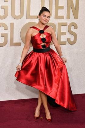 January 7, 2024, Beverly Hills, CA, USA: Selena Gomez attends the 81st Annual Golden Globe Awards at The Beverly Hilton on January 07, 2024 in Beverly Hills, California. Beverly Hills USA - ZUMAs181 20240107_zea_s181_252 Copyright: xCxFlaniganx