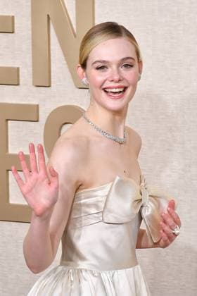 January 7, 2024, Beverly Hills, CA, USA: Elle Fanning attends the 81st Annual Golden Globe Awards at The Beverly Hilton on January 07, 2024 in Beverly Hills, California. Beverly Hills USA - ZUMAs181 20240107_zea_s181_260 Copyright: xCxFlaniganx