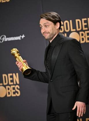 Kieran Culkin, winner of the Best Performance by an Actor in a Television Series, Drama award for Succession during the 81st annual Golden Globe Awards at the Beverly Hilton in Beverly Hills, California on Sunday, January 7, 2024.  LAP202401070333 CHRISxCHEW