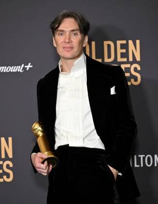 Cillian Murphy, winner of the Best Performance by an Actor in a Motion Picture, Drama award for Oppenheimer during the 81st annual Golden Globe Awards at the Beverly Hilton in Beverly Hills, California on Sunday, January 7, 2024.  LAP202401070341 CHRISxCHEW