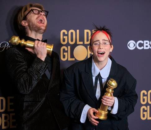 January 7, 2024, Beverly Hills, California, USA: Finneas and Billie Eilish (L-R) in the press room of the 81st Annual Golden Globe Awards on Sunday January 7, 2024 at The Beverly Hilton Hotel in Beverly Hills, California. ARIANA RUIZ PI Beverly Hills USA - ZUMAp124 20240107_zaa_p124_099 Copyright: xArianaxRuizx