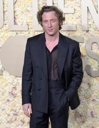 81st Annual Golden Globe Awards 07 January 2024 - Beverly Hills, California - Jeremy Allen White. 81st Annual Golden Globe Awards at The Beverly Hilton Hotel. Photo Credit: Billy Bennight AdMedia Beverly Hills California United States EDITORIAL USE ONLY  Copyright: xx BillyxBennightx admphotostwo870574