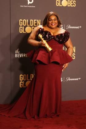 January 7, 2024, Beverly Hills, CA, USA: Da Vine Joy Randolph, winner of the Supporting Actress award for The Holdovers , pose in the press room during the 81st Annual Golden Globe Awards at The Beverly Hilton on January 07, 2024 in Beverly Hills, California. Beverly Hills USA - ZUMAs181 20240107_zea_s181_266 Copyright: xCraSHx