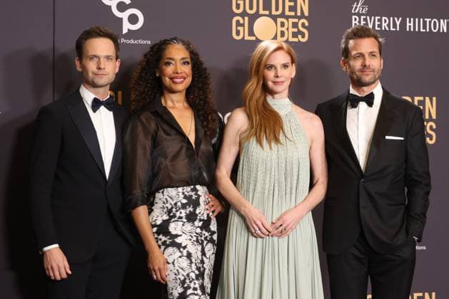 January 7, 2024, Beverly Hills, CA, USA: Patrick J. Adams, Gina Torres, Sarah Rafferty and Gabriel Macht pose in the press room during the 81st Annual Golden Globe Awards at The Beverly Hilton on January 07, 2024 in Beverly Hills, California. Beverly Hills USA - ZUMAs181 20240107_zea_s181_344 Copyright: xCraSHx