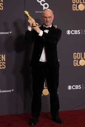 January 7, 2024, Beverly Hills, CA, USA: Jesse Armstrong, winner of the Best Television Series - Drama for Succession, poses in the press room during the 81st Annual Golden Globe Awards at The Beverly Hilton on January 07, 2024 in Beverly Hills, California. Beverly Hills USA - ZUMAs181 20240107_zea_s181_353 Copyright: xCraSHx