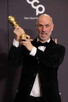 January 7, 2024, Beverly Hills, CA, USA: Jesse Armstrong, winner of the Best Television Series - Drama for Succession, poses in the press room during the 81st Annual Golden Globe Awards at The Beverly Hilton on January 07, 2024 in Beverly Hills, California. Beverly Hills USA - ZUMAs181 20240107_zea_s181_354 Copyright: xCraSHx