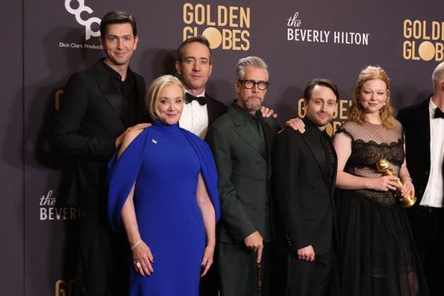 January 7, 2024, Beverly Hills, CA, USA: (L-R) Nicholas Braun, J. Smith-Cameron, Matthew Macfadyen, Alan Ruck, Kieran Culkin, Sarah Snook, Jesse Armstrong, Frank Rich, and Mark Mylod, winners of the Best Television Series - Drama for Succession, pose in the press room during the 81st Annual Golden Globe Awards at The Beverly Hilton on January 07, 2024 in Beverly Hills, California. Beverly Hills USA - ZUMAs181 20240107_zea_s181_356 Copyright: xCraSHx